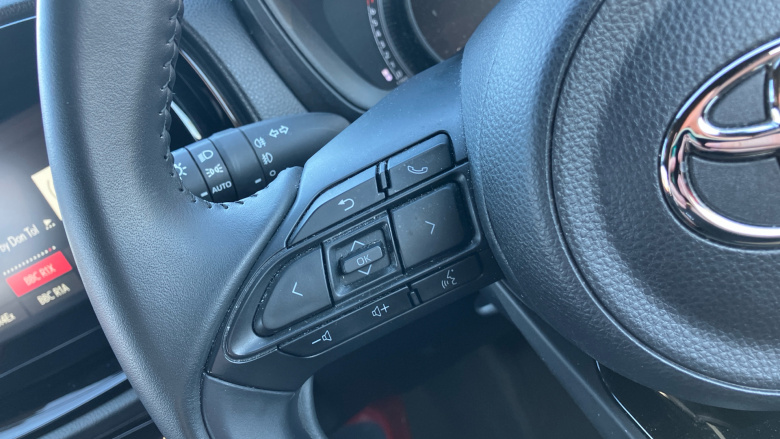 Toyota Aygo X 1.0 VVT-i Edge 5dr Petrol Hatchback